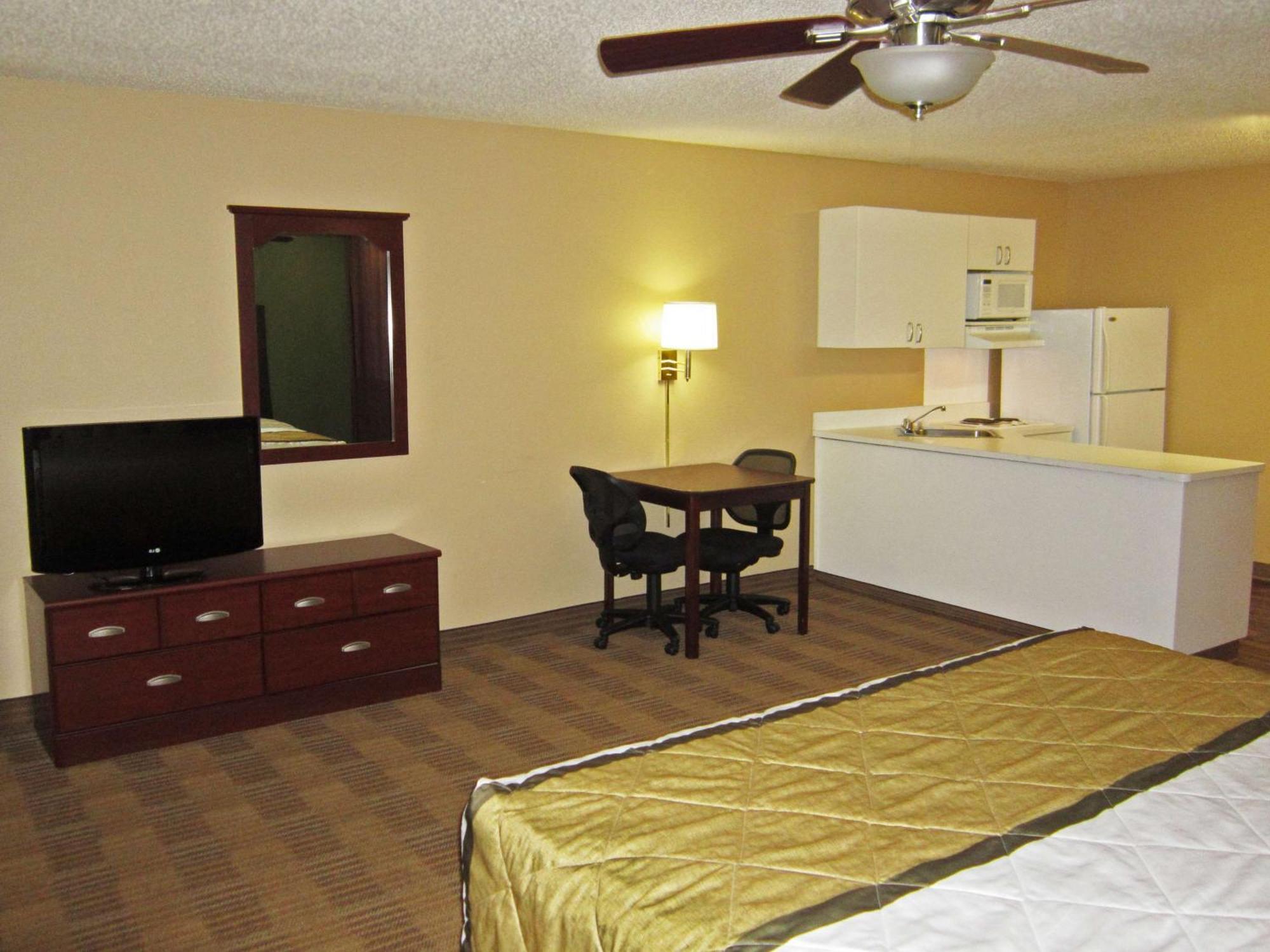 Extended Stay America Suites - Elizabeth - Newark Airport Esterno foto