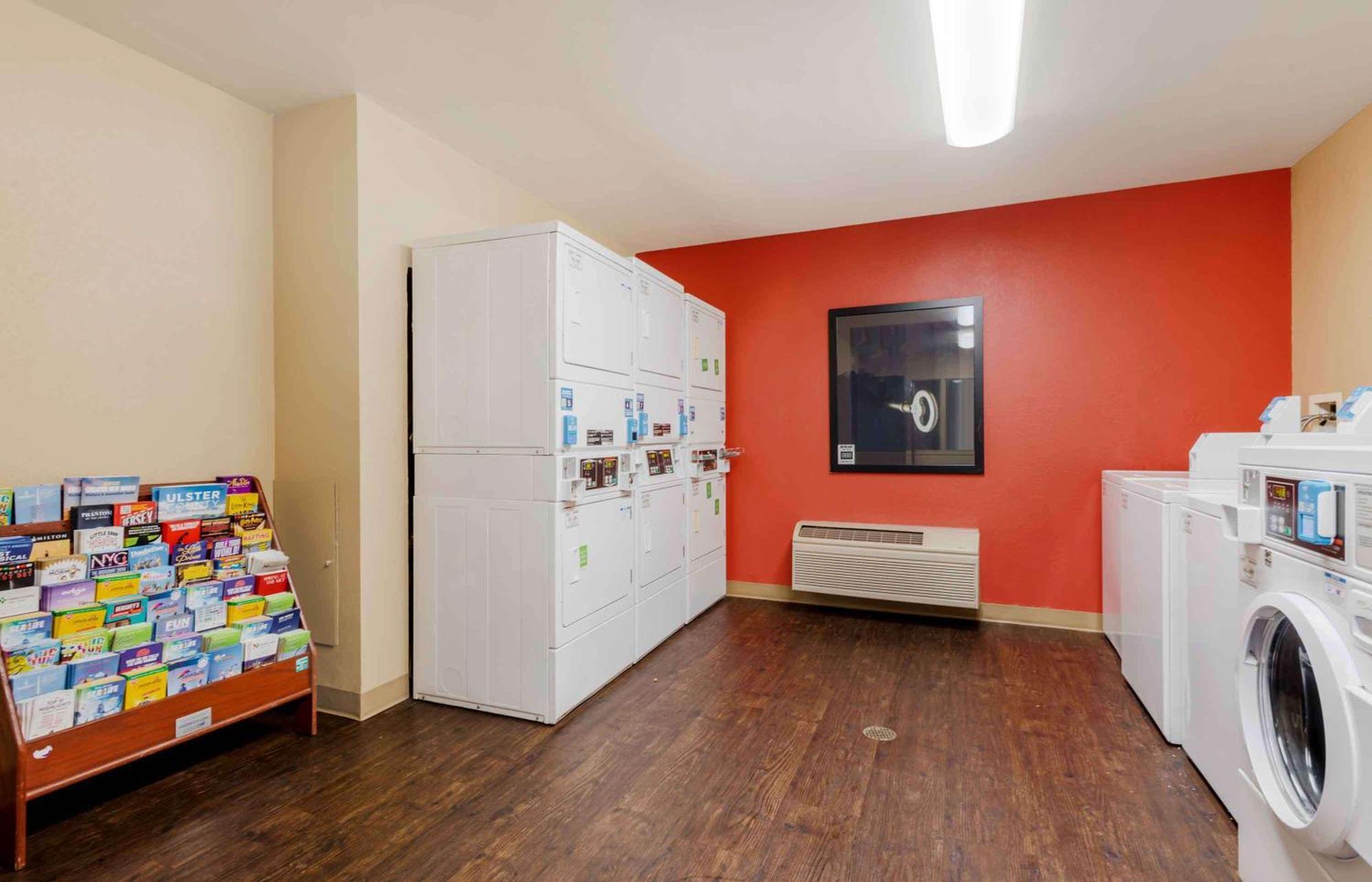 Extended Stay America Suites - Elizabeth - Newark Airport Esterno foto